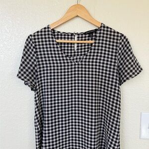 41 Hawthorn Black & White Gingham Short Sleeve V-Neck Top with Flutter Sleeves